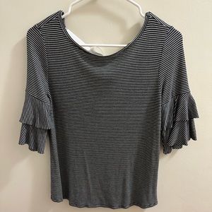 Blu Pepper Gray Striped top with bow